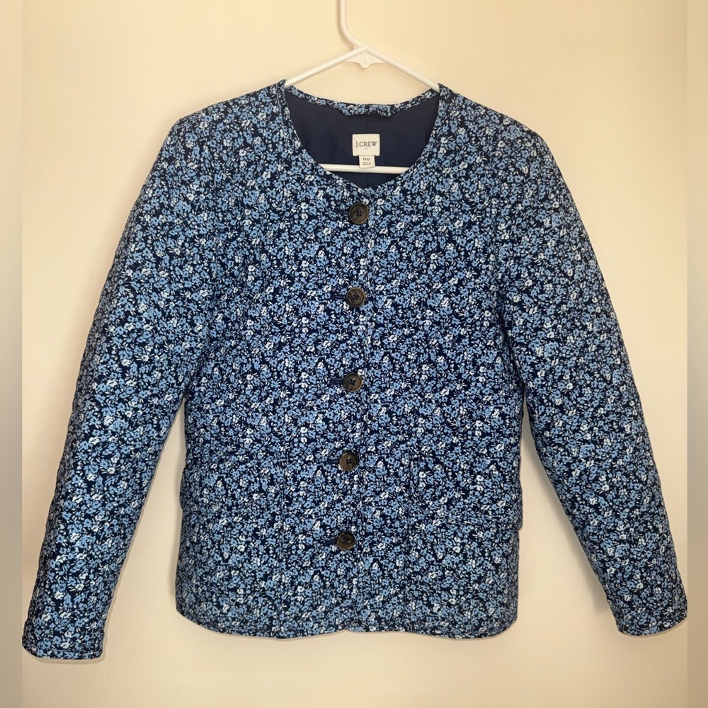 J. Crew Blue Floral Quilted Jacket Women’s Size 00 Cottagecore Button Front - Picture 2 of 8
